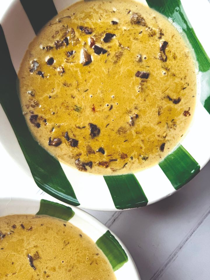 Крем-суп из лесных грибов recipe